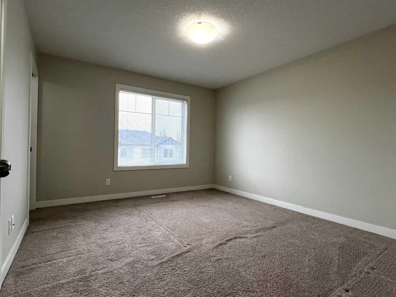 2103, 333 Taralake Way NE