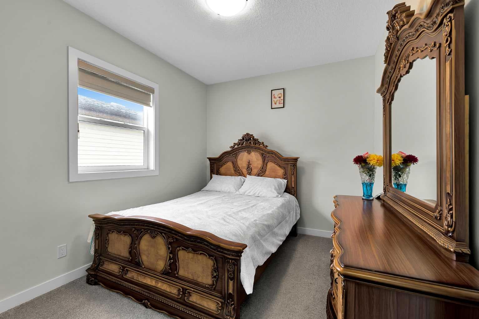 55 Walden Place SE