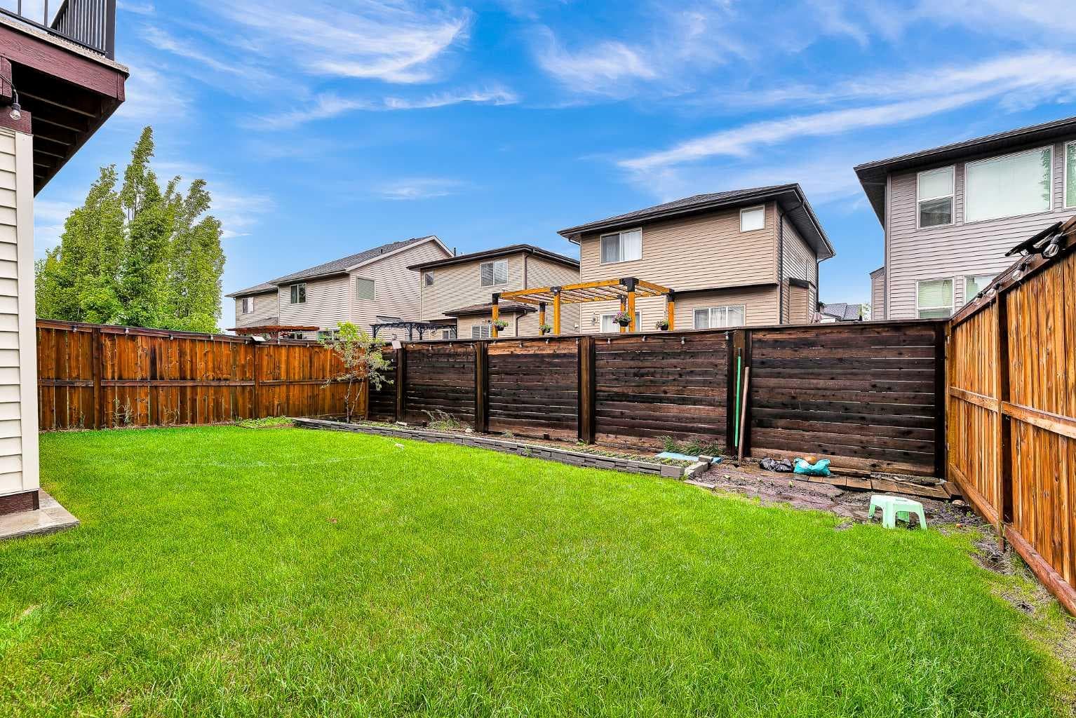 55 Walden Place SE