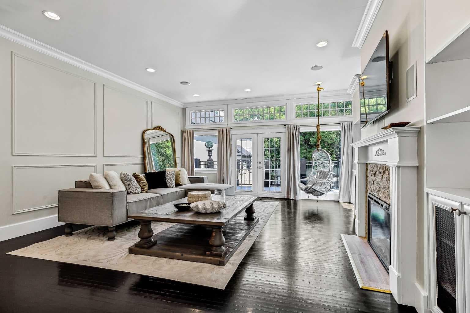 628 Elbow Drive SW