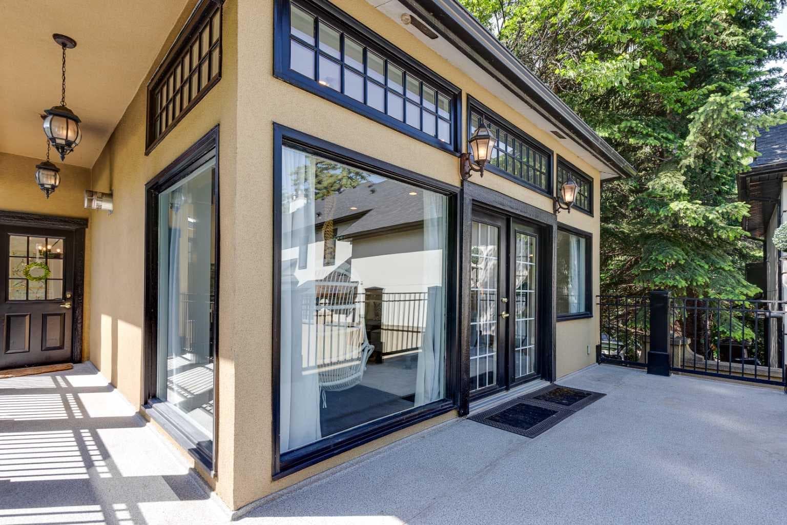 628 Elbow Drive SW