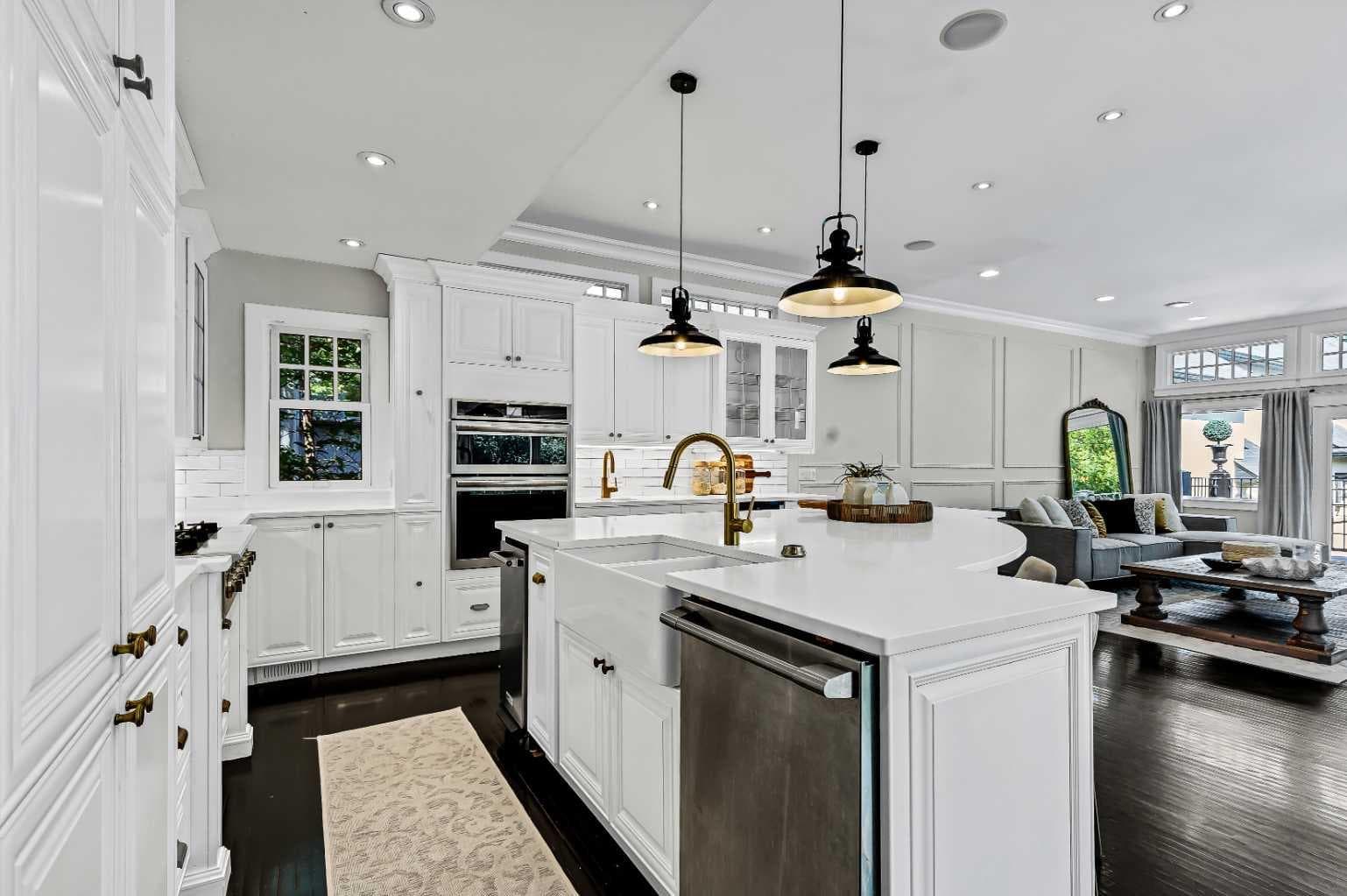 628 Elbow Drive SW