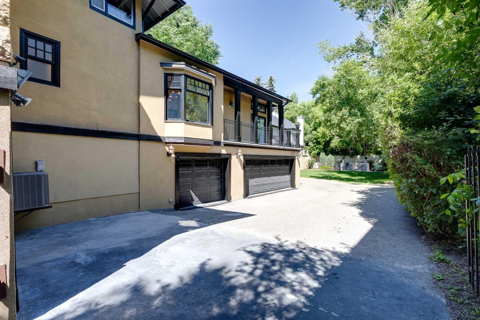 628 Elbow Drive SW