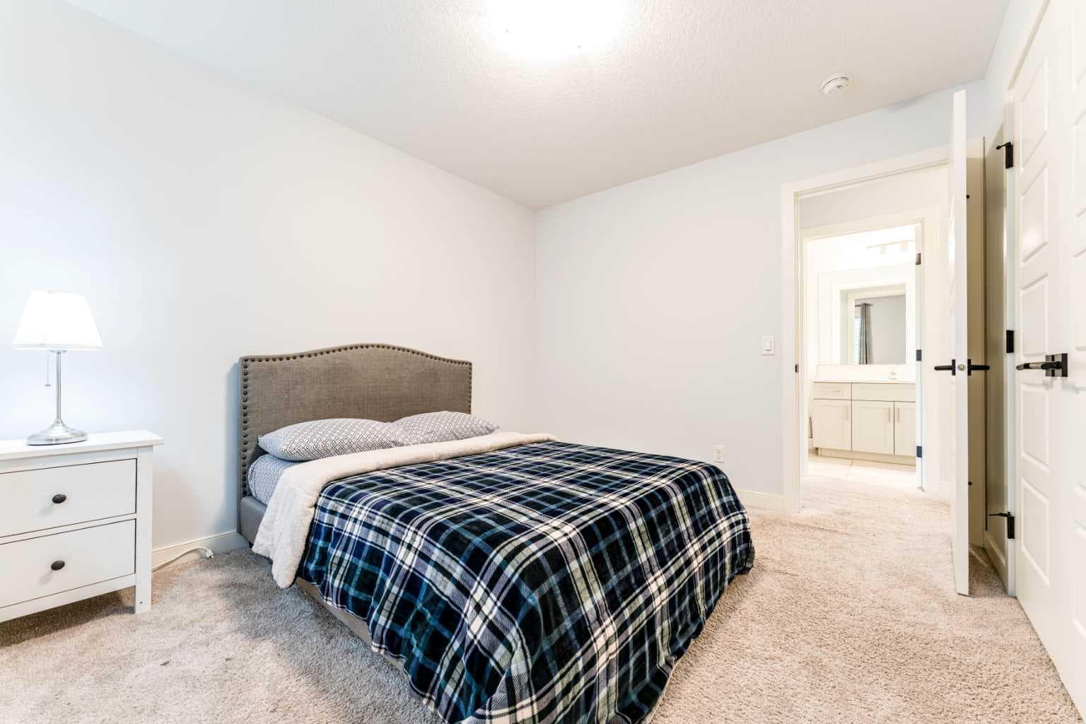 54 Evansfield Green NW