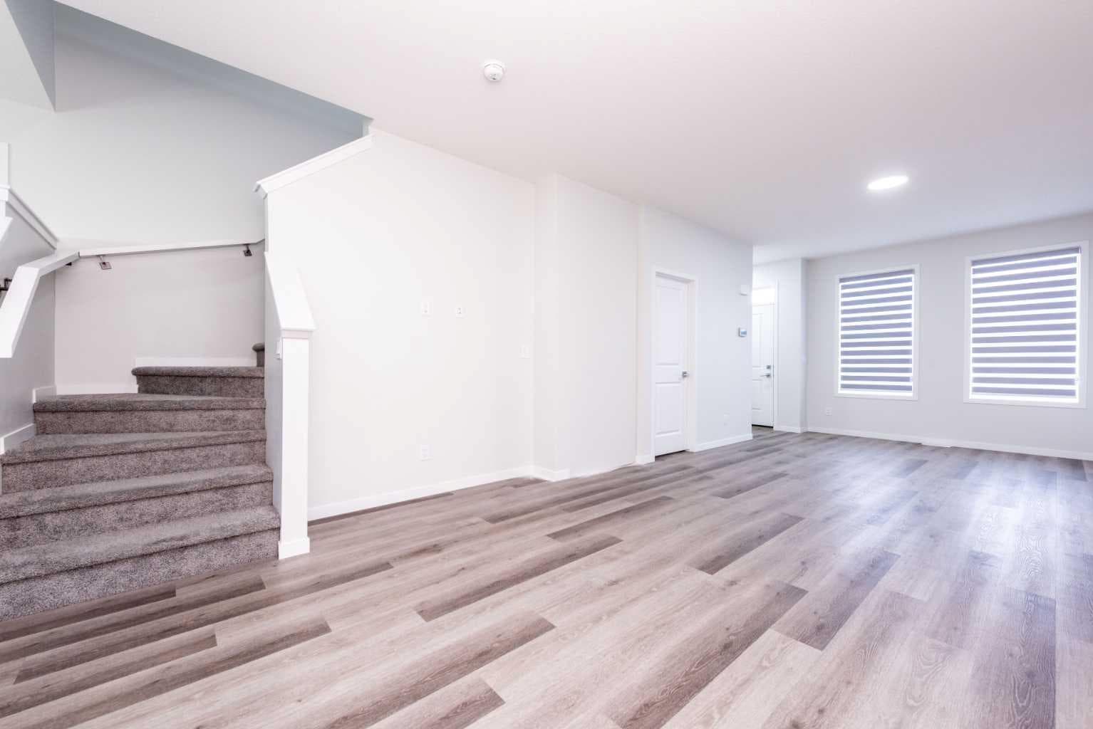 57 Corner Glen Row NE