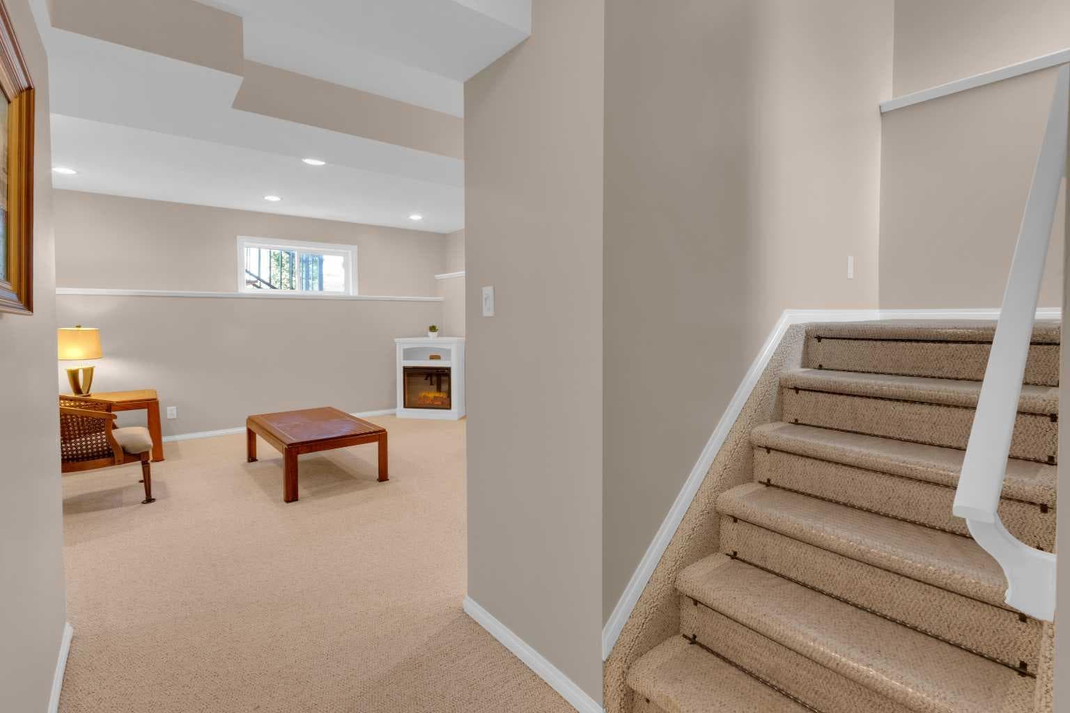 381 Silver Springs Way NW