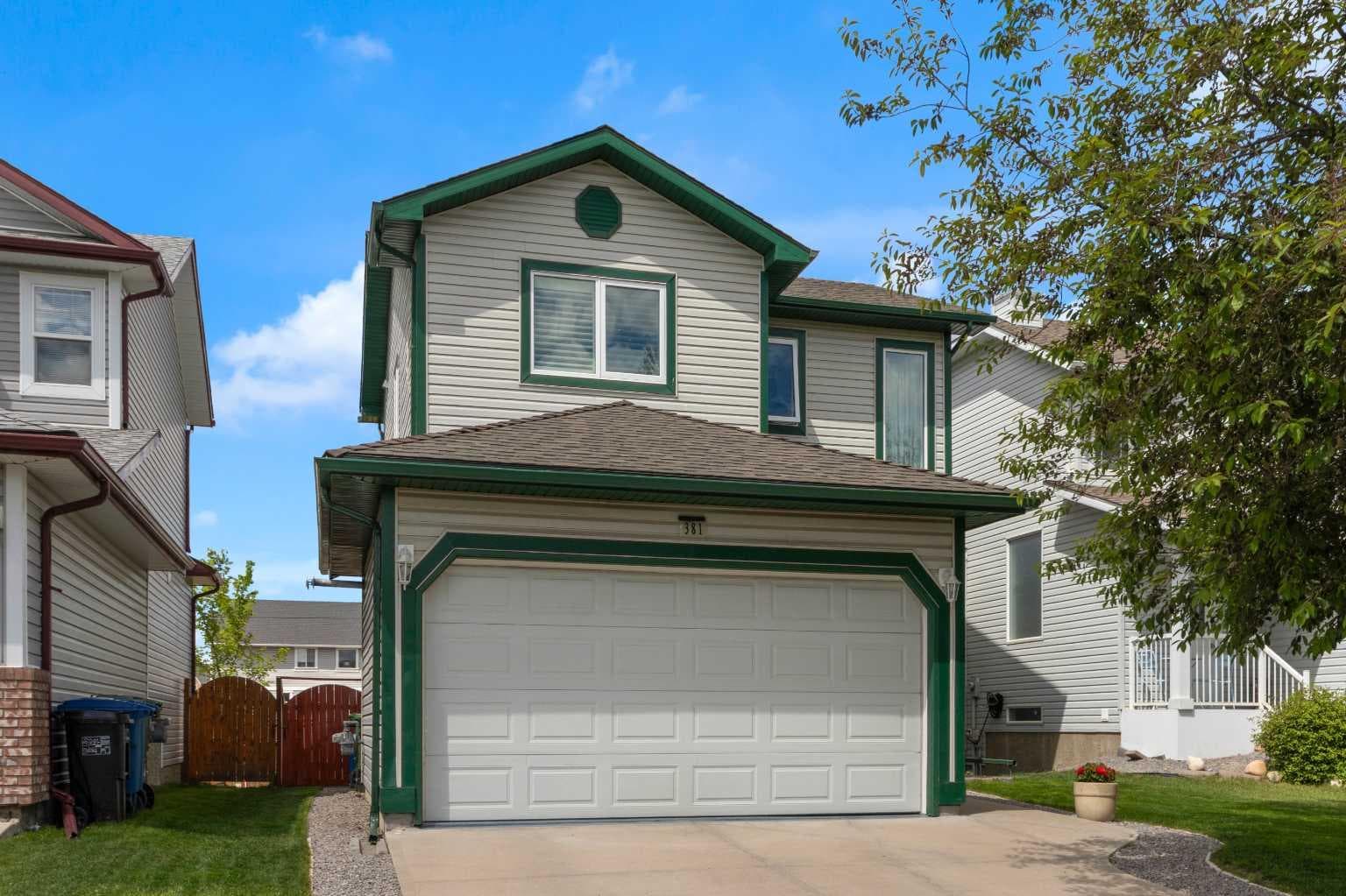 381 Silver Springs Way NW