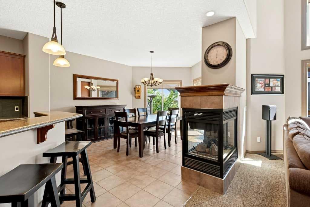 23 Aspen Stone Crescent SW