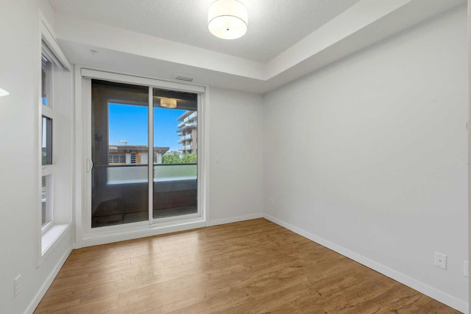 212, 122 Mahogany Centre SE
