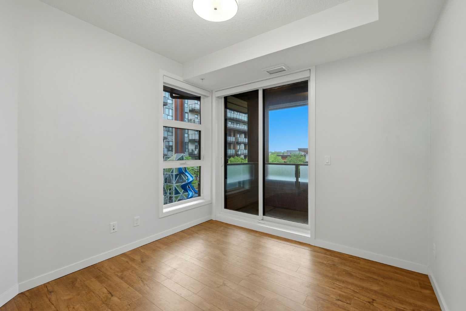 212, 122 Mahogany Centre SE