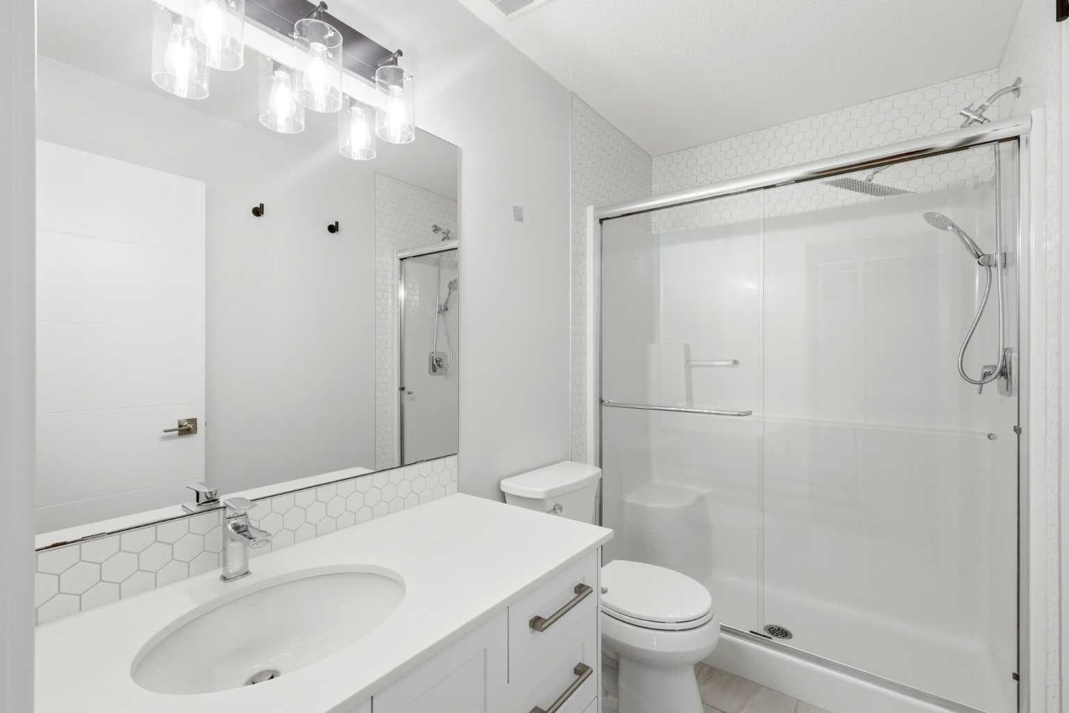 212, 122 Mahogany Centre SE