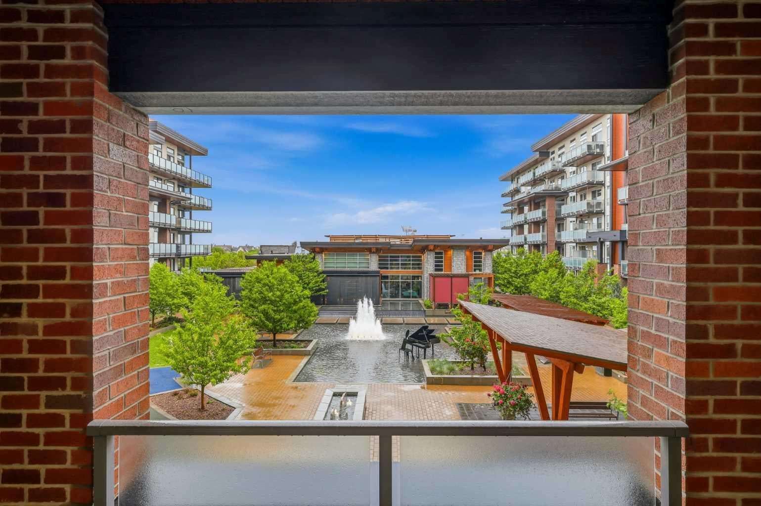 212, 122 Mahogany Centre SE