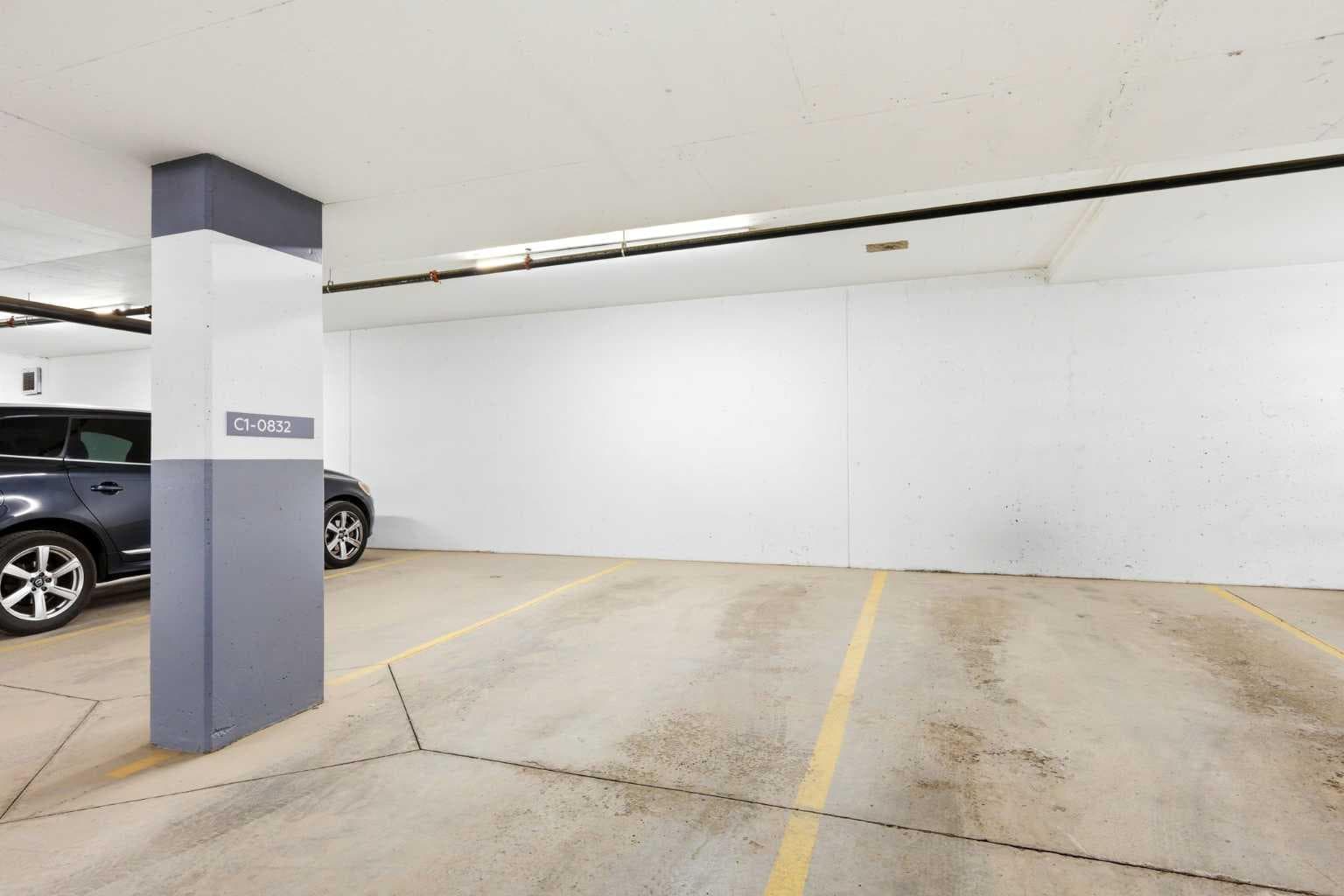212, 122 Mahogany Centre SE