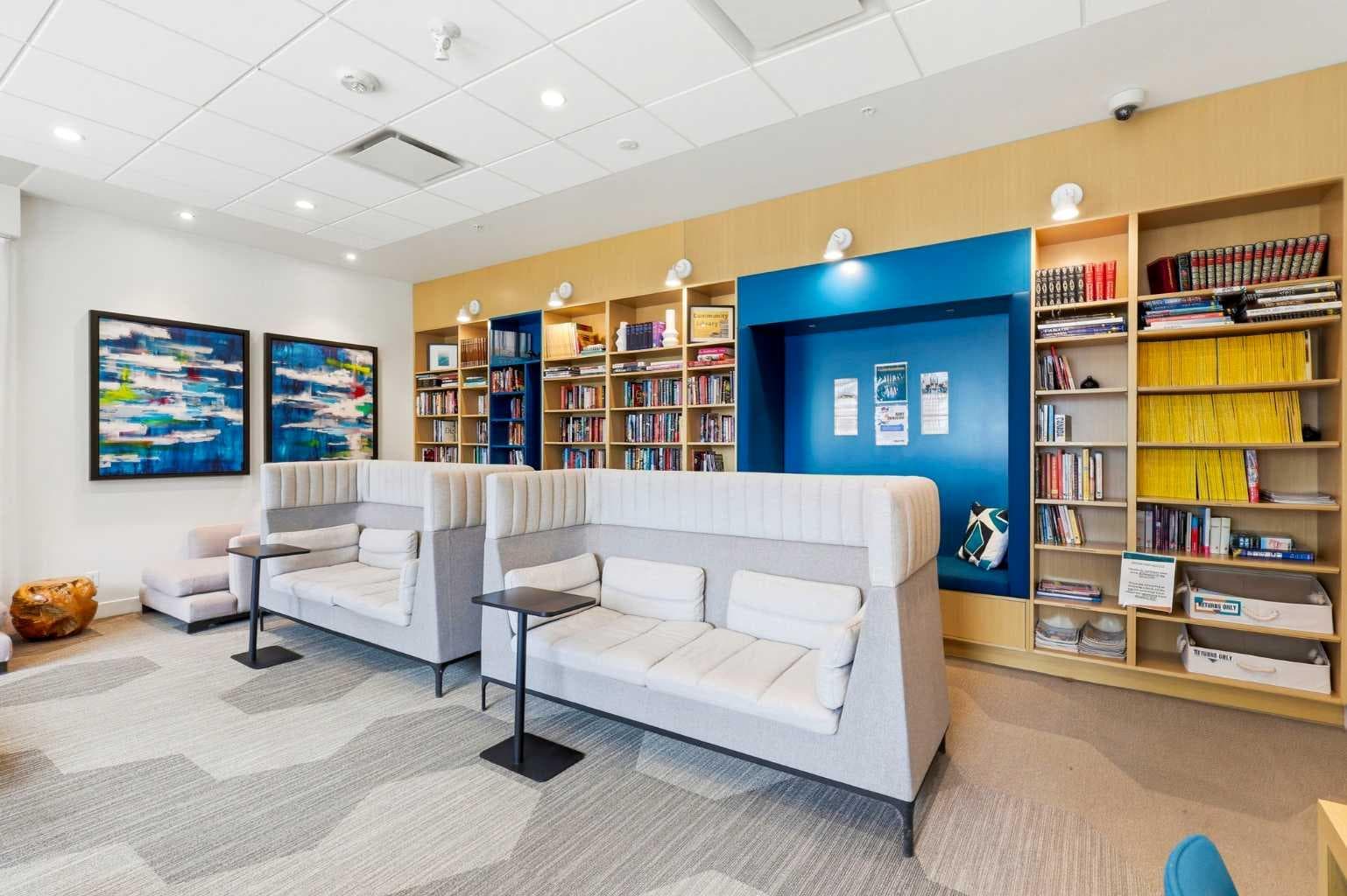 212, 122 Mahogany Centre SE