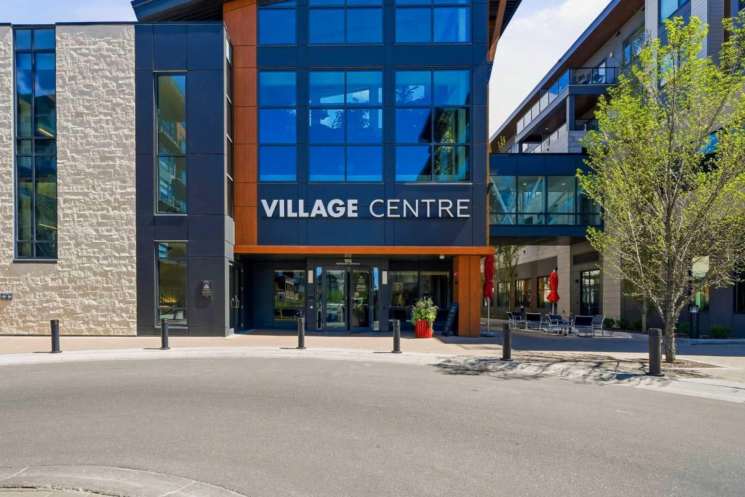 212, 122 Mahogany Centre SE