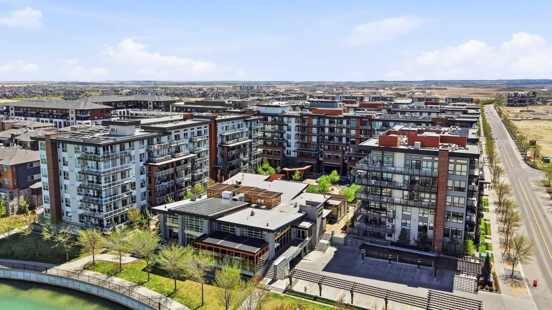 212, 122 Mahogany Centre SE
