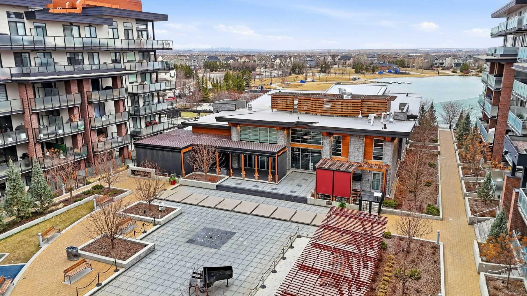 212, 122 Mahogany Centre SE