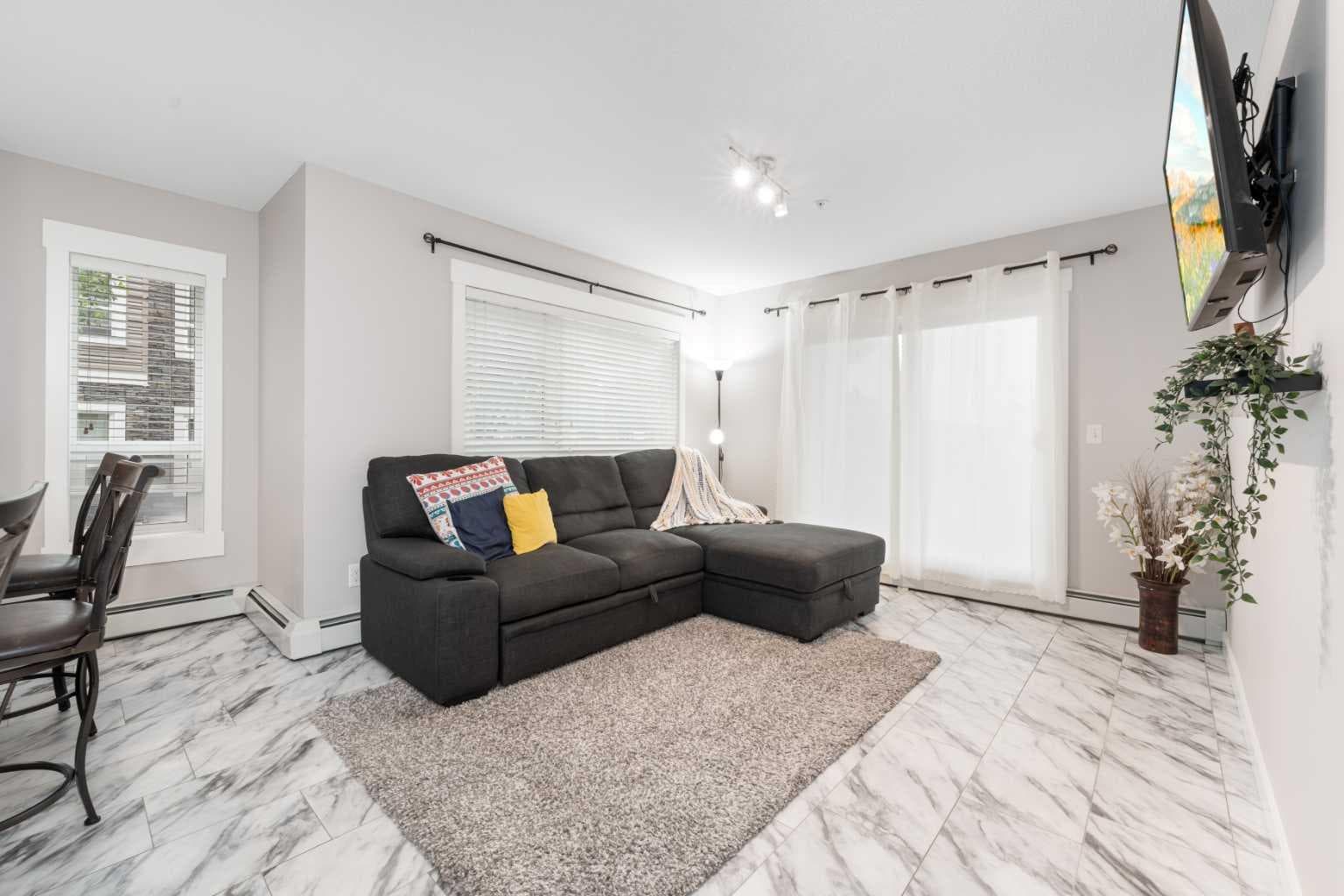 3107, 240 Skyview Ranch Road NE