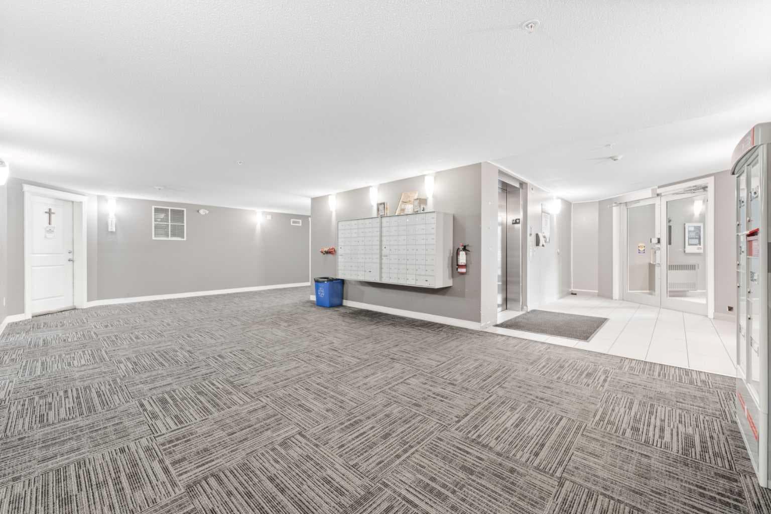 3107, 240 Skyview Ranch Road NE