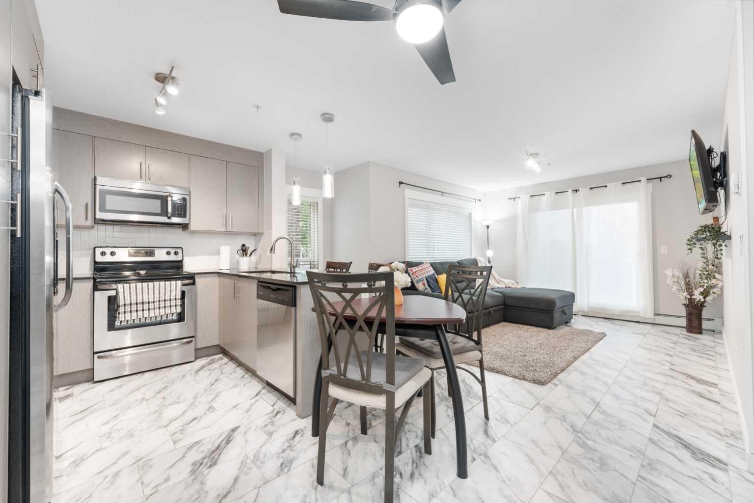 3107, 240 Skyview Ranch Road NE