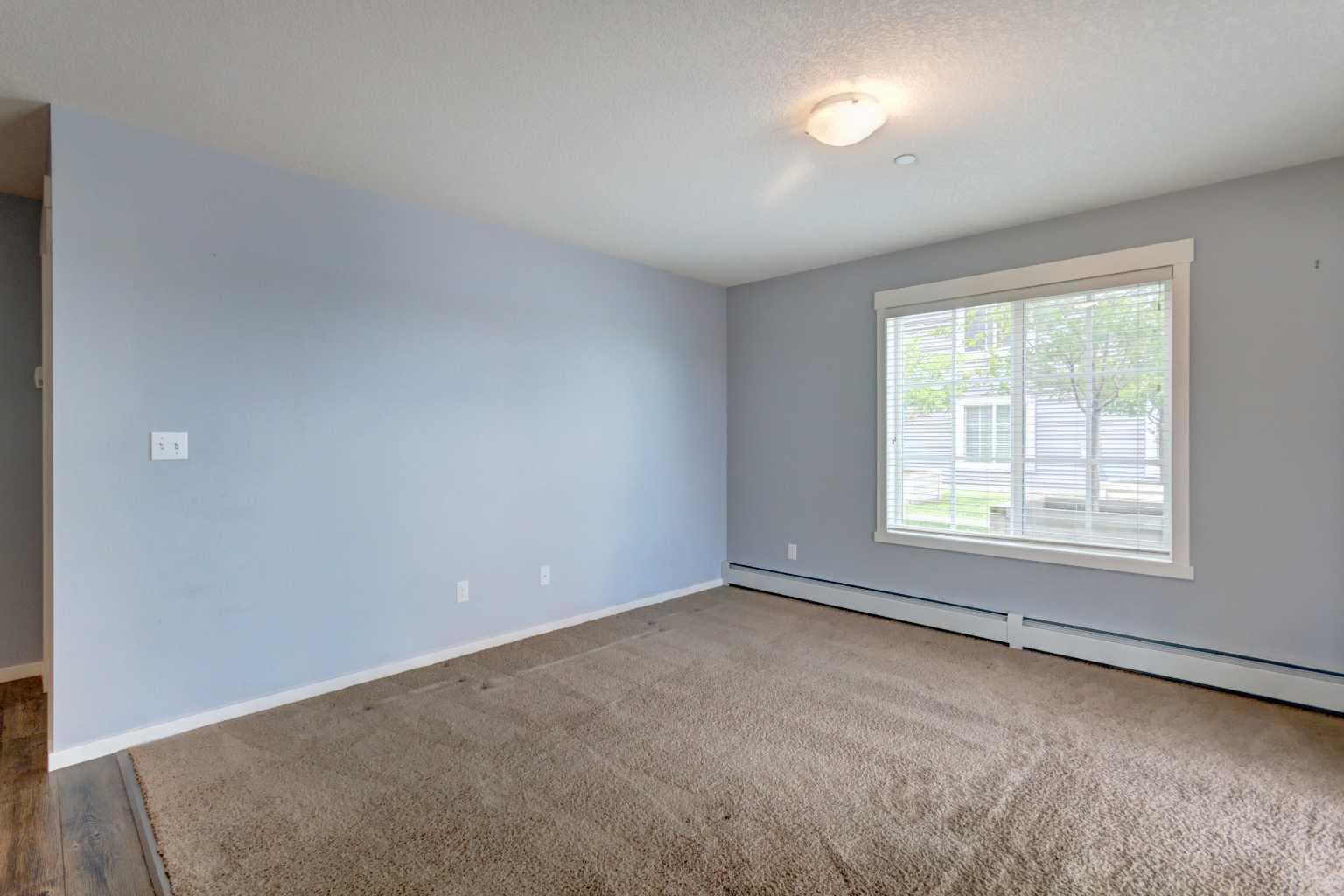 2114, 755 Copperpond Boulevard SE