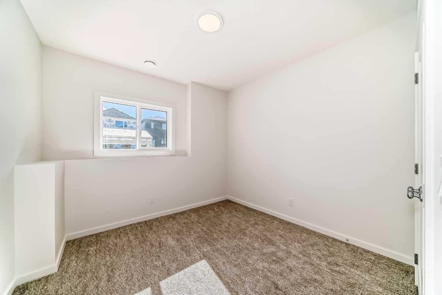 46 Verdure Place SW