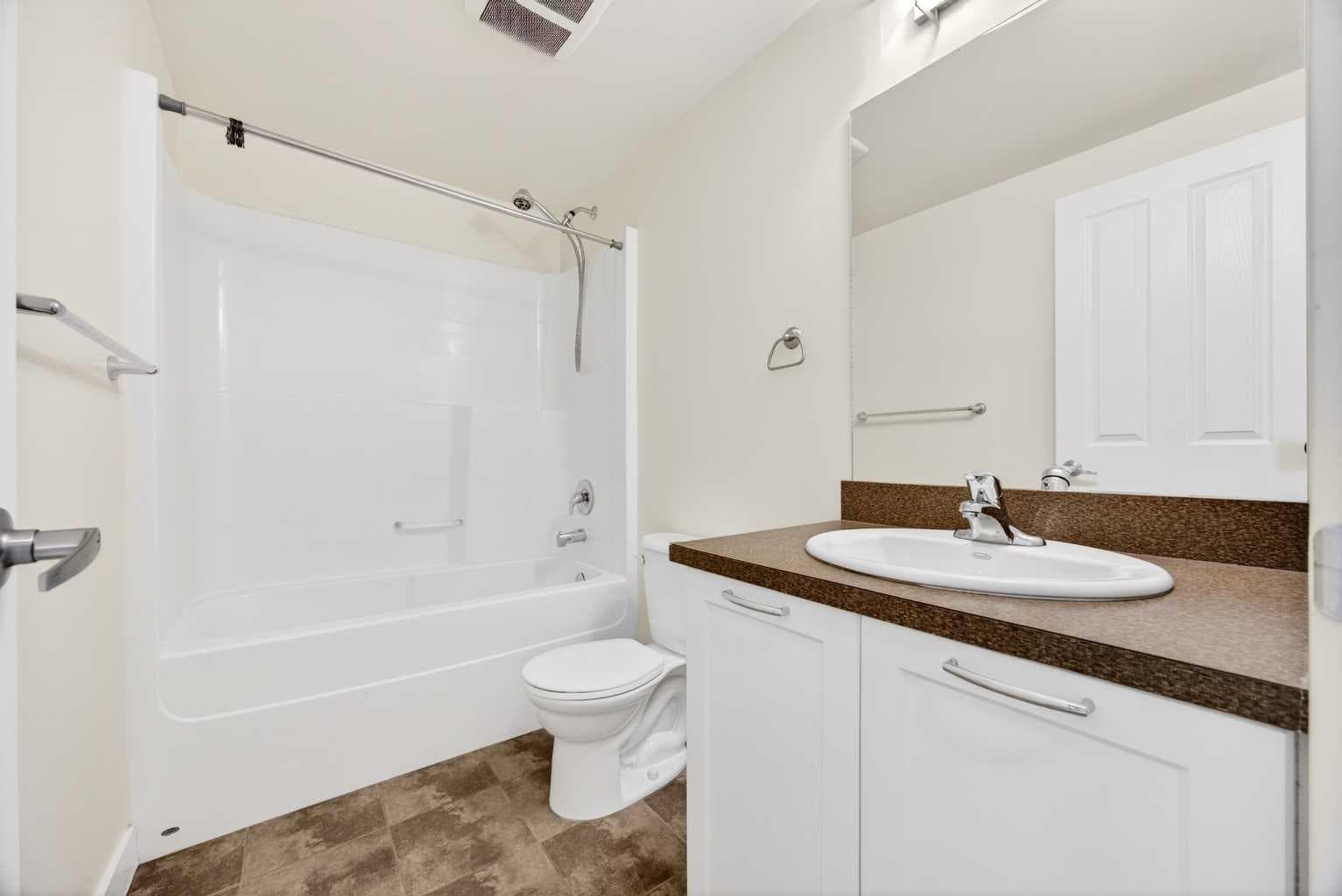 704, 3830 Brentwood Road NW