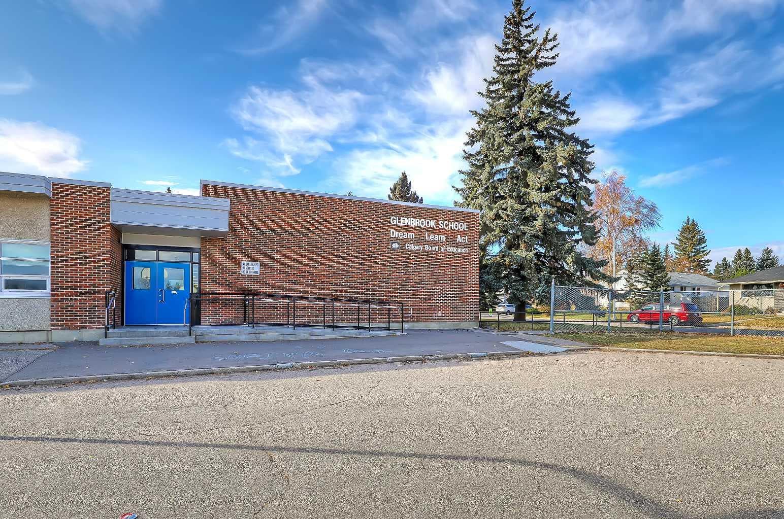 103, 3550 45 Street SW