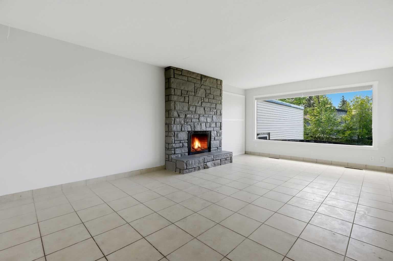 587 East Lakeview Road 