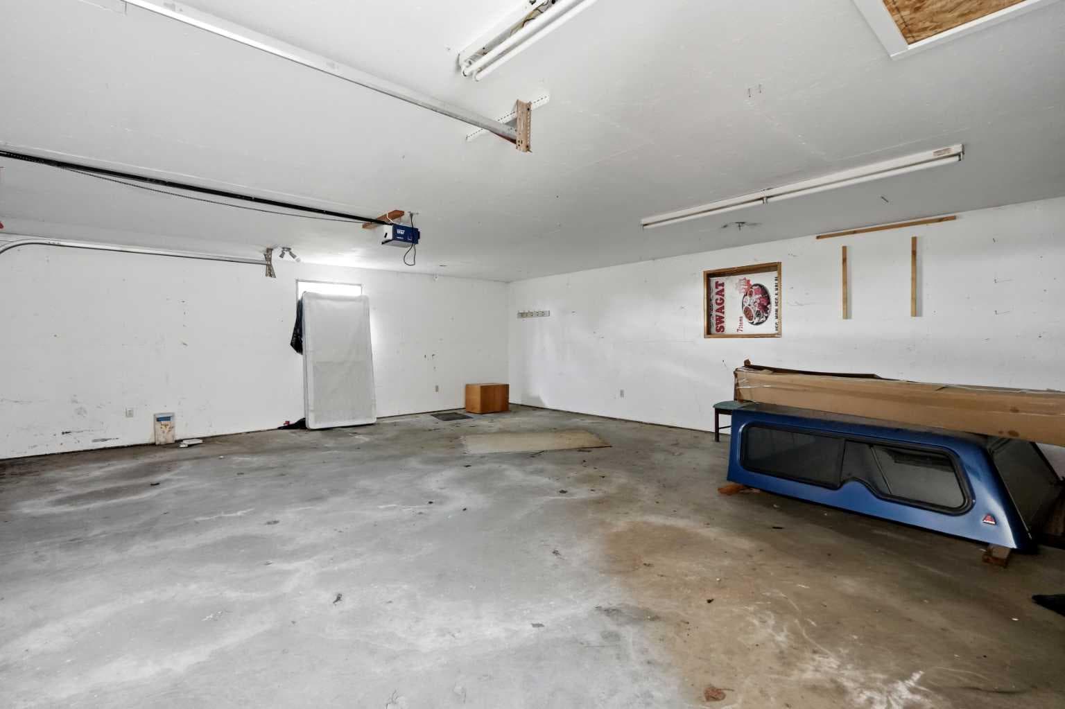 587 East Lakeview Road 