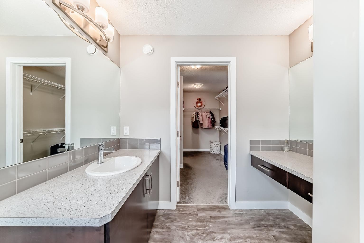 259 Kingfisher Crescent SE
