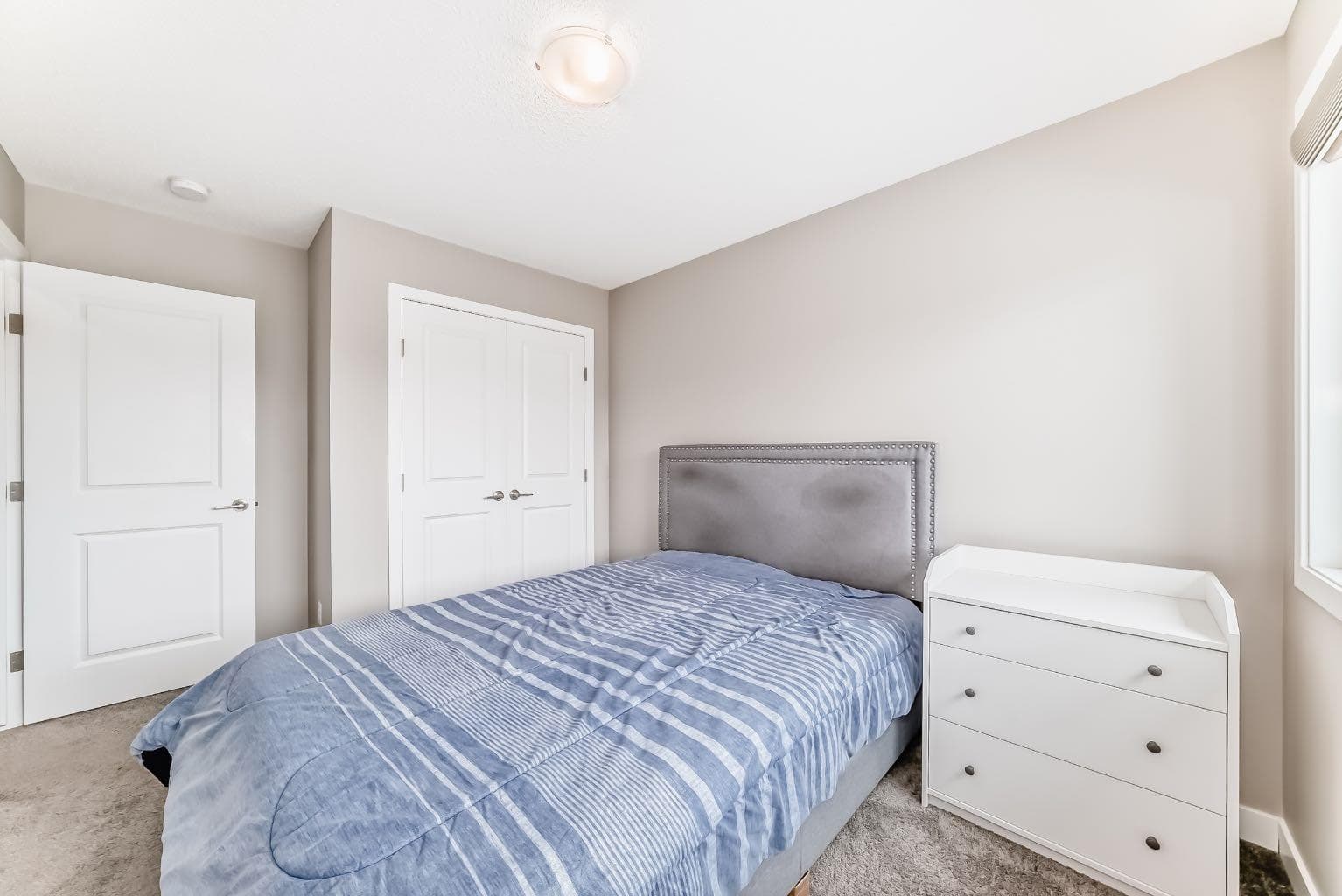 259 Kingfisher Crescent SE