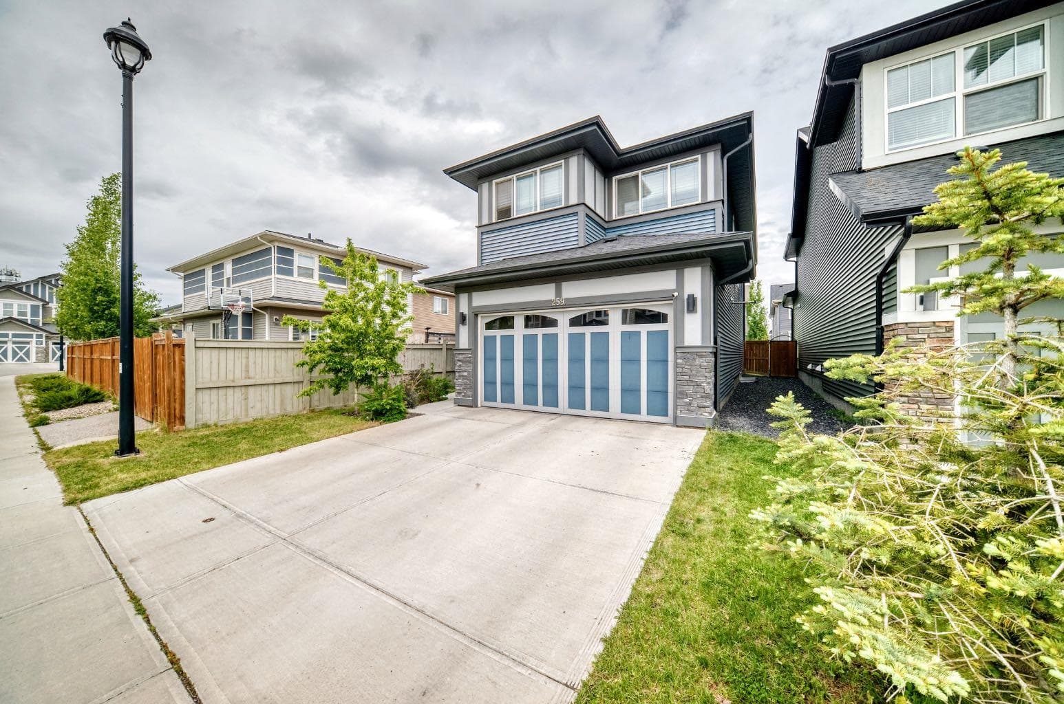 259 Kingfisher Crescent SE