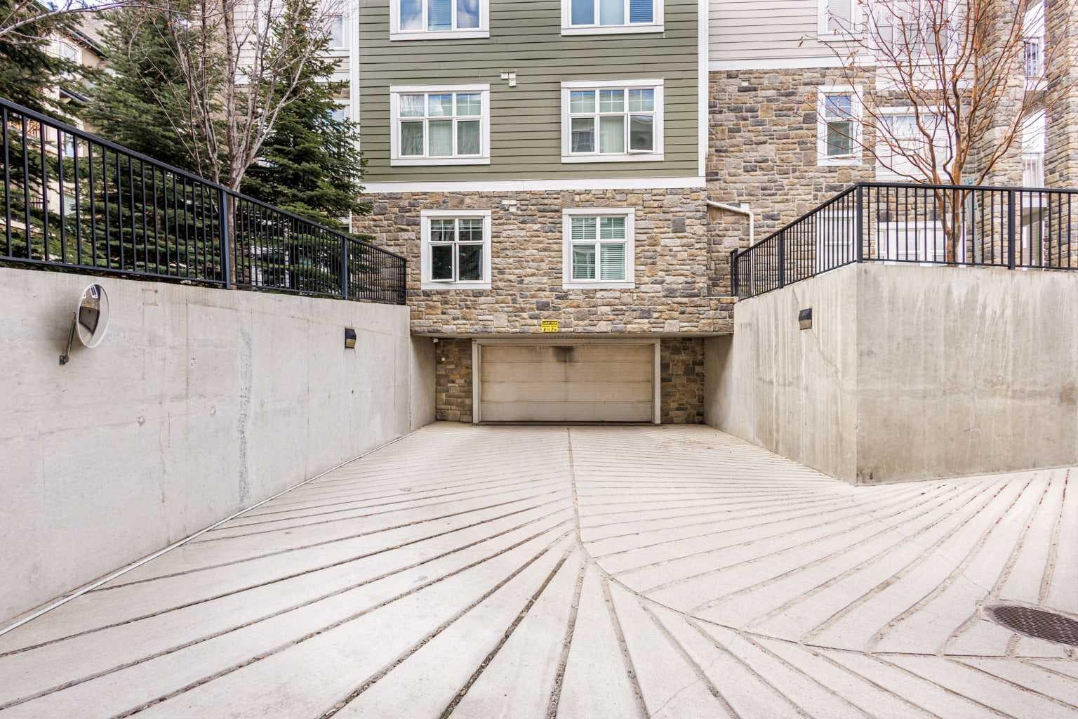 3107, 11 Mahogany Row SE