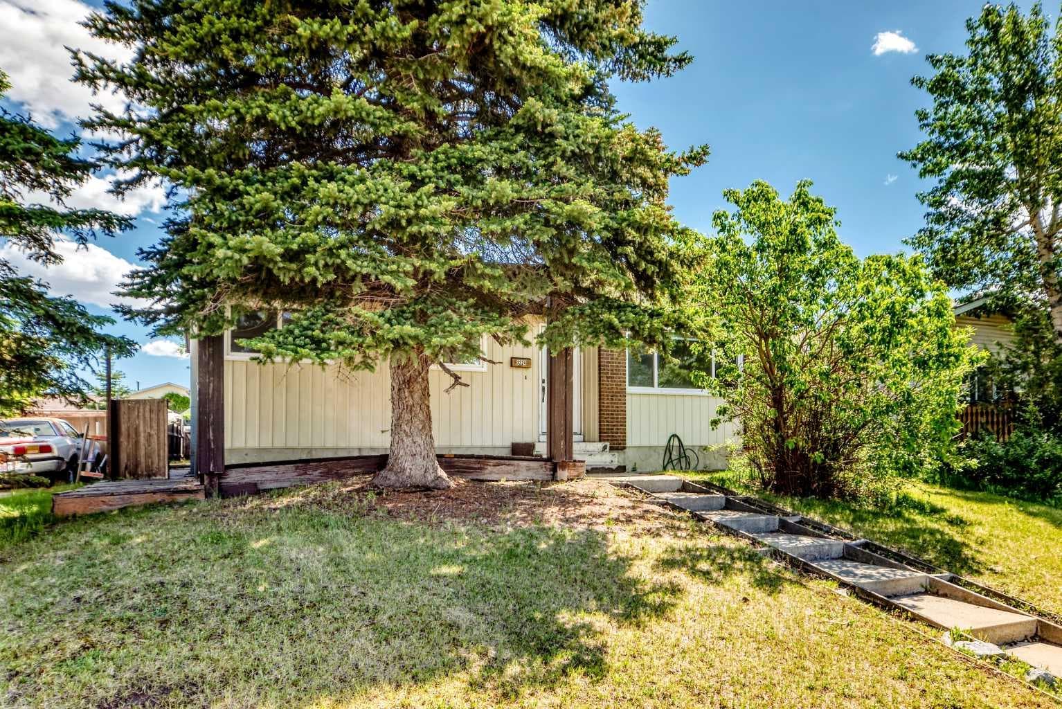 3224 Rundlelawn Road NE