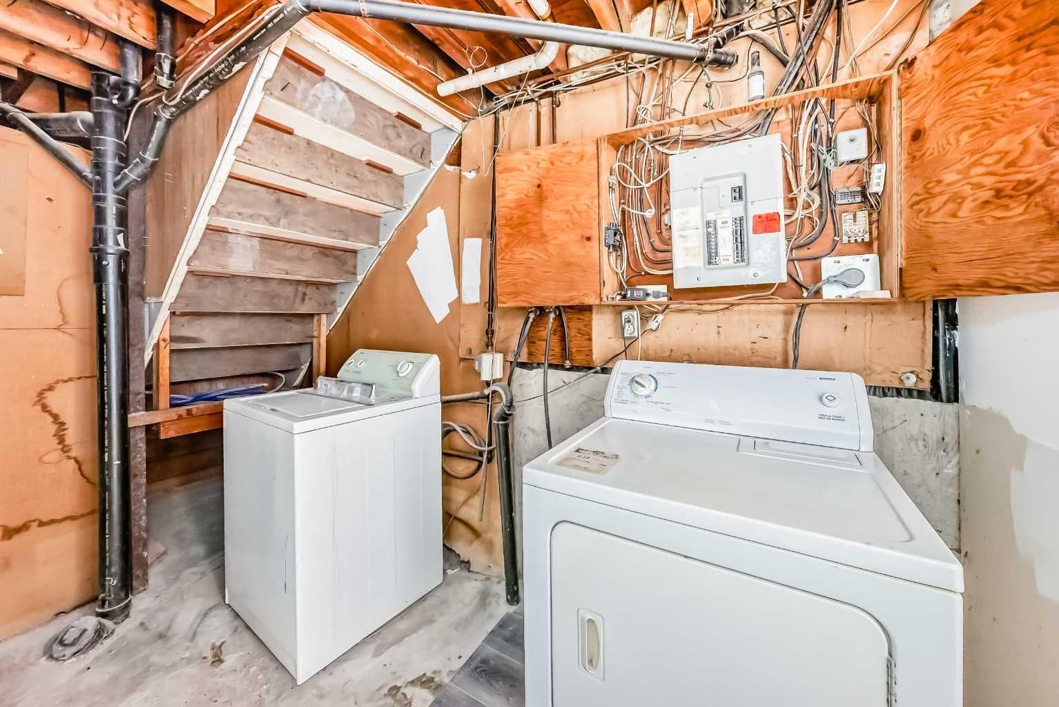 3224 Rundlelawn Road NE