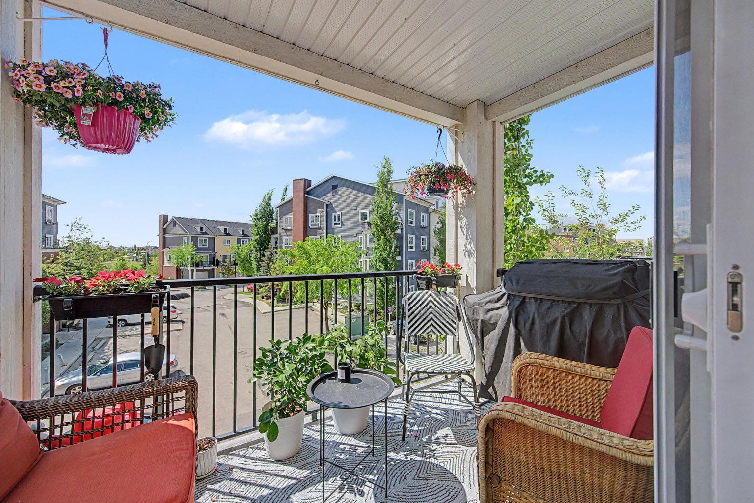 3312, 279 Copperpond Common SE