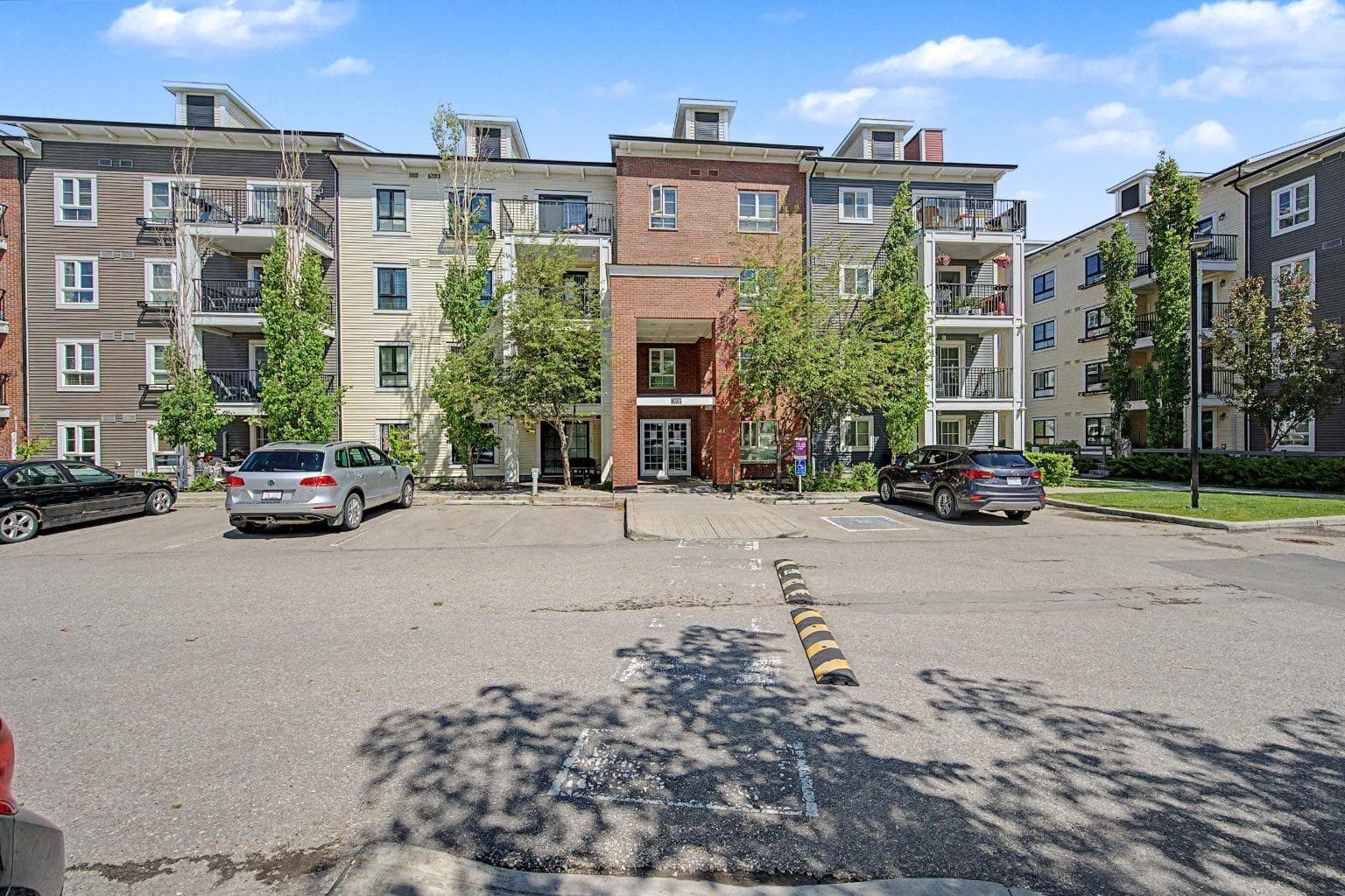 3312, 279 Copperpond Common SE