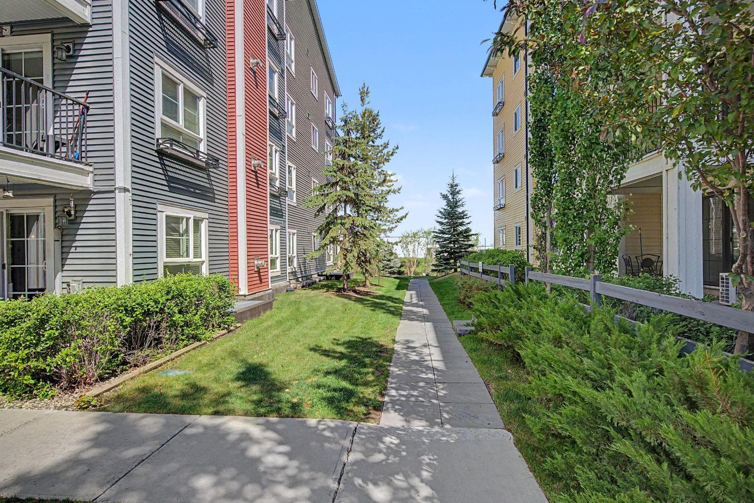 3312, 279 Copperpond Common SE