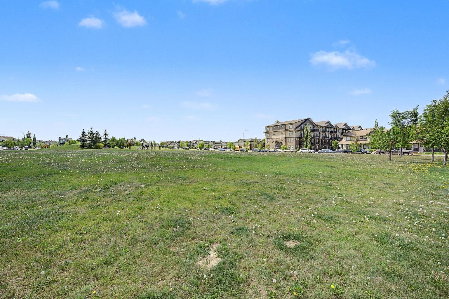 3312, 279 Copperpond Common SE