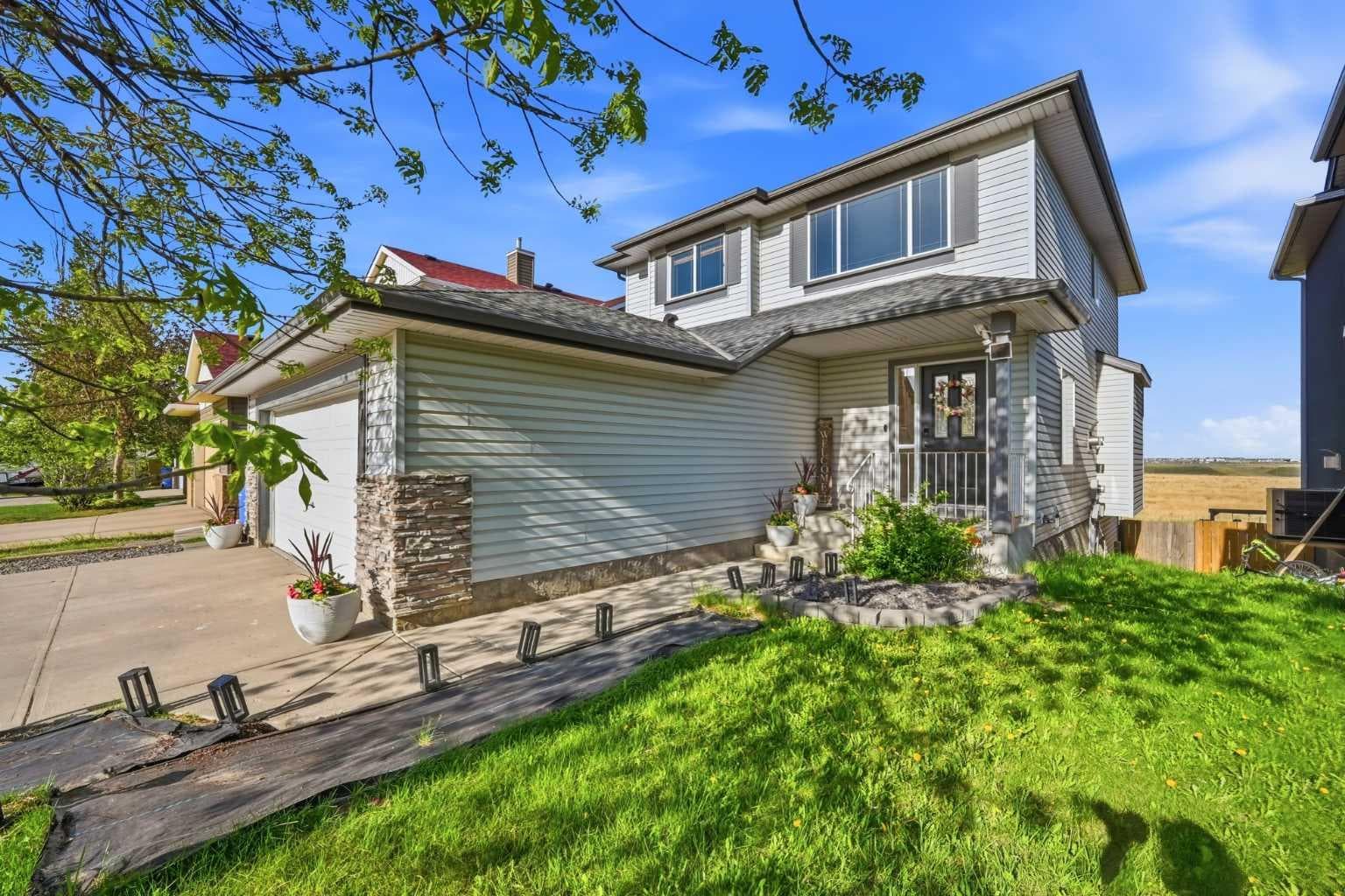 101 Coville Crescent NE