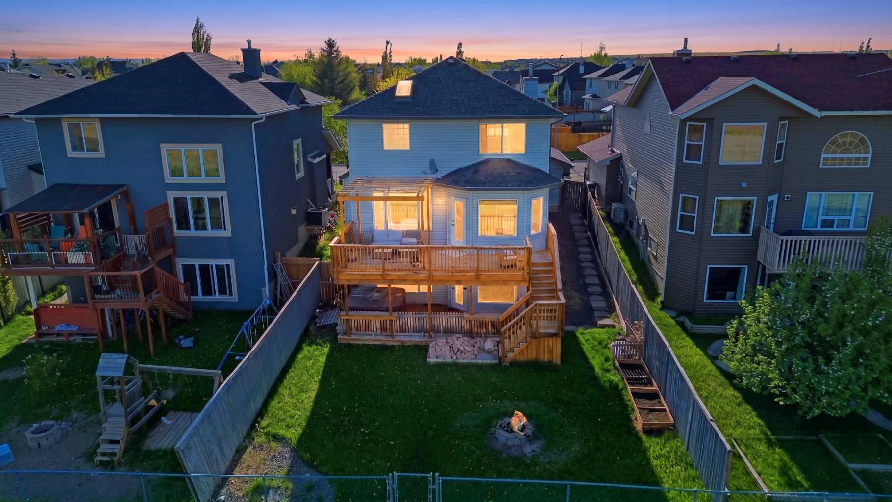 101 Coville Crescent NE
