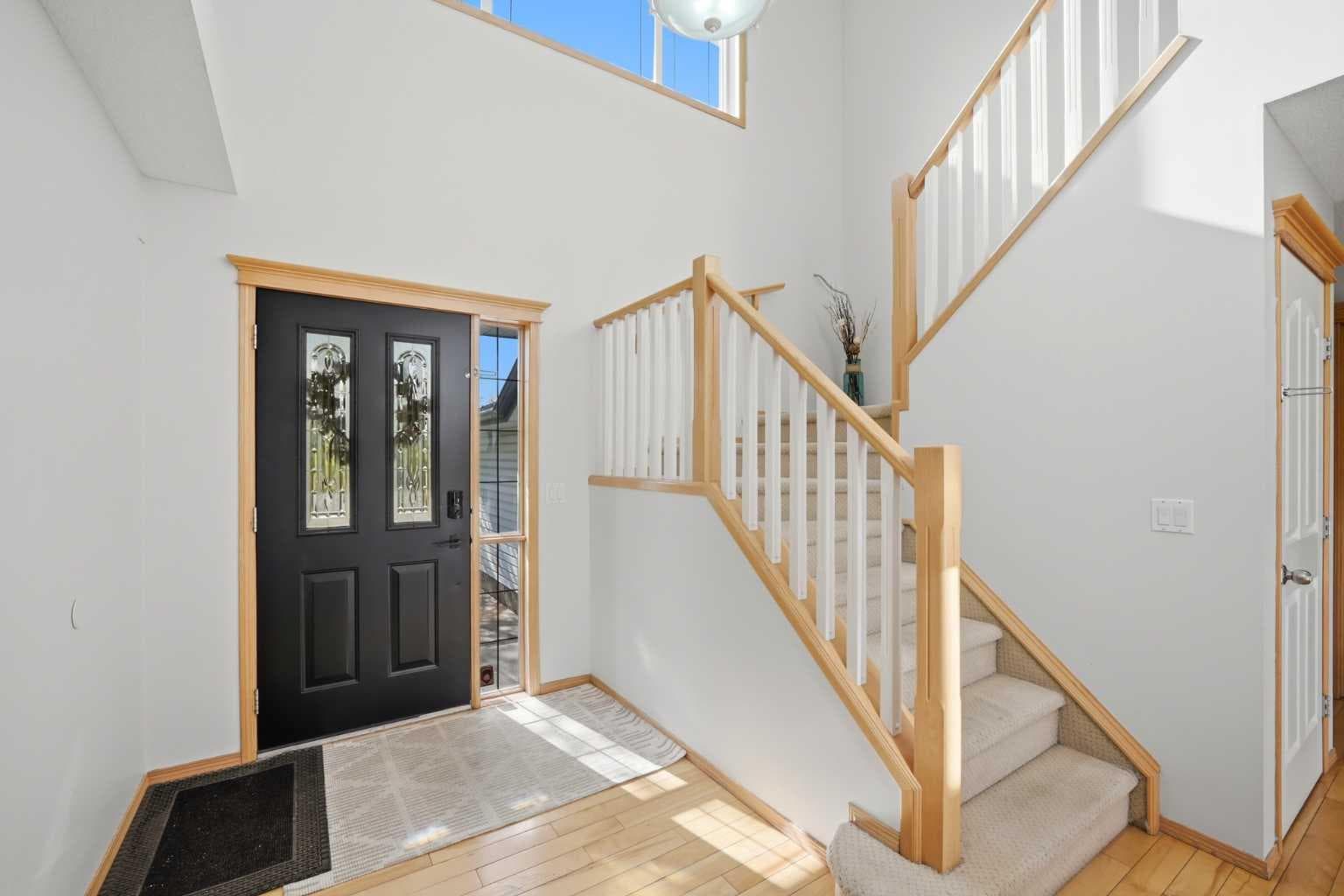 101 Coville Crescent NE