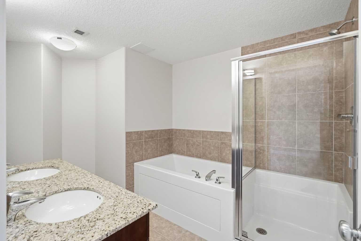 701, 16 Varsity Estates Circle NW