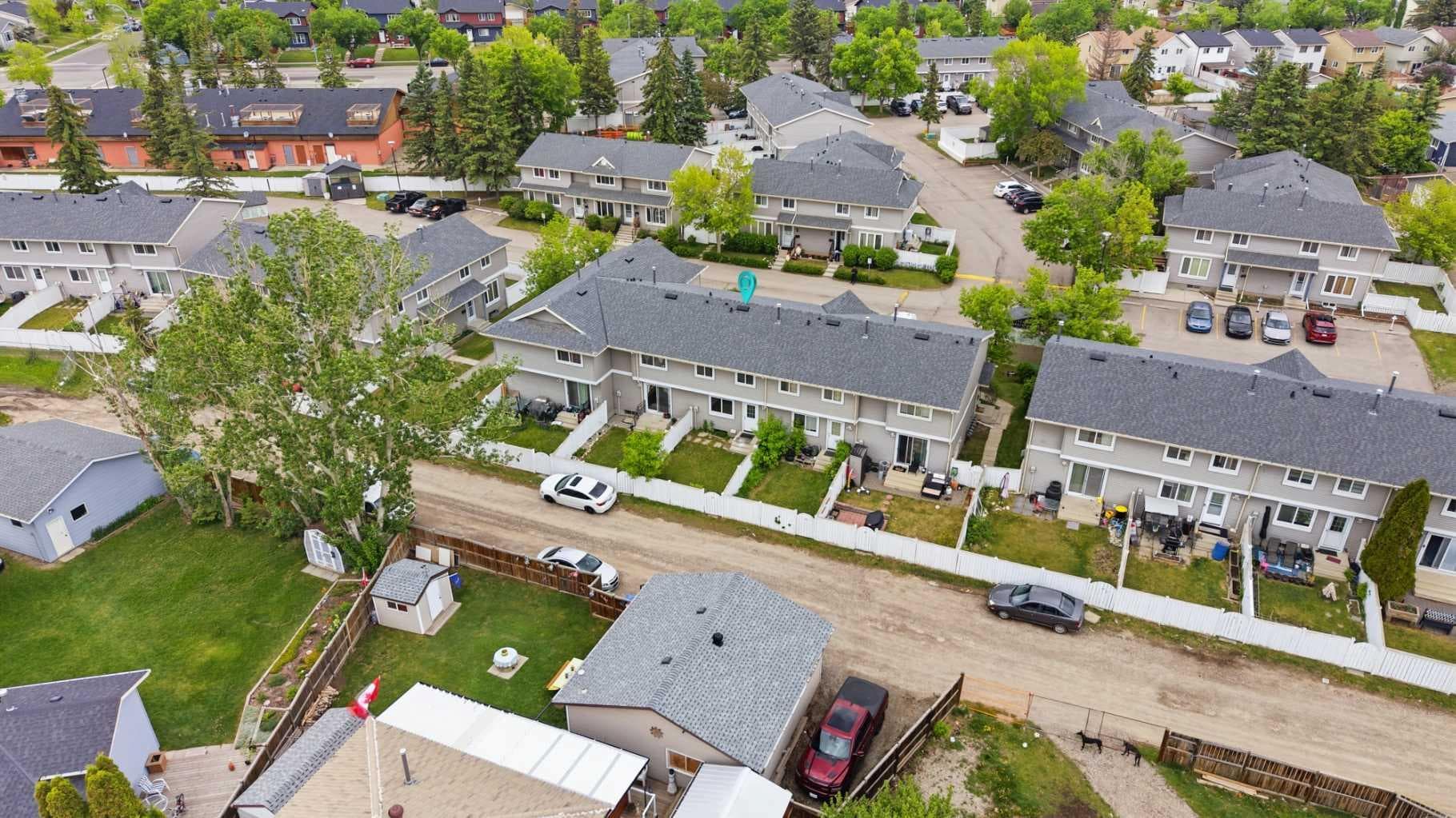 36 Falconer Terrace NE