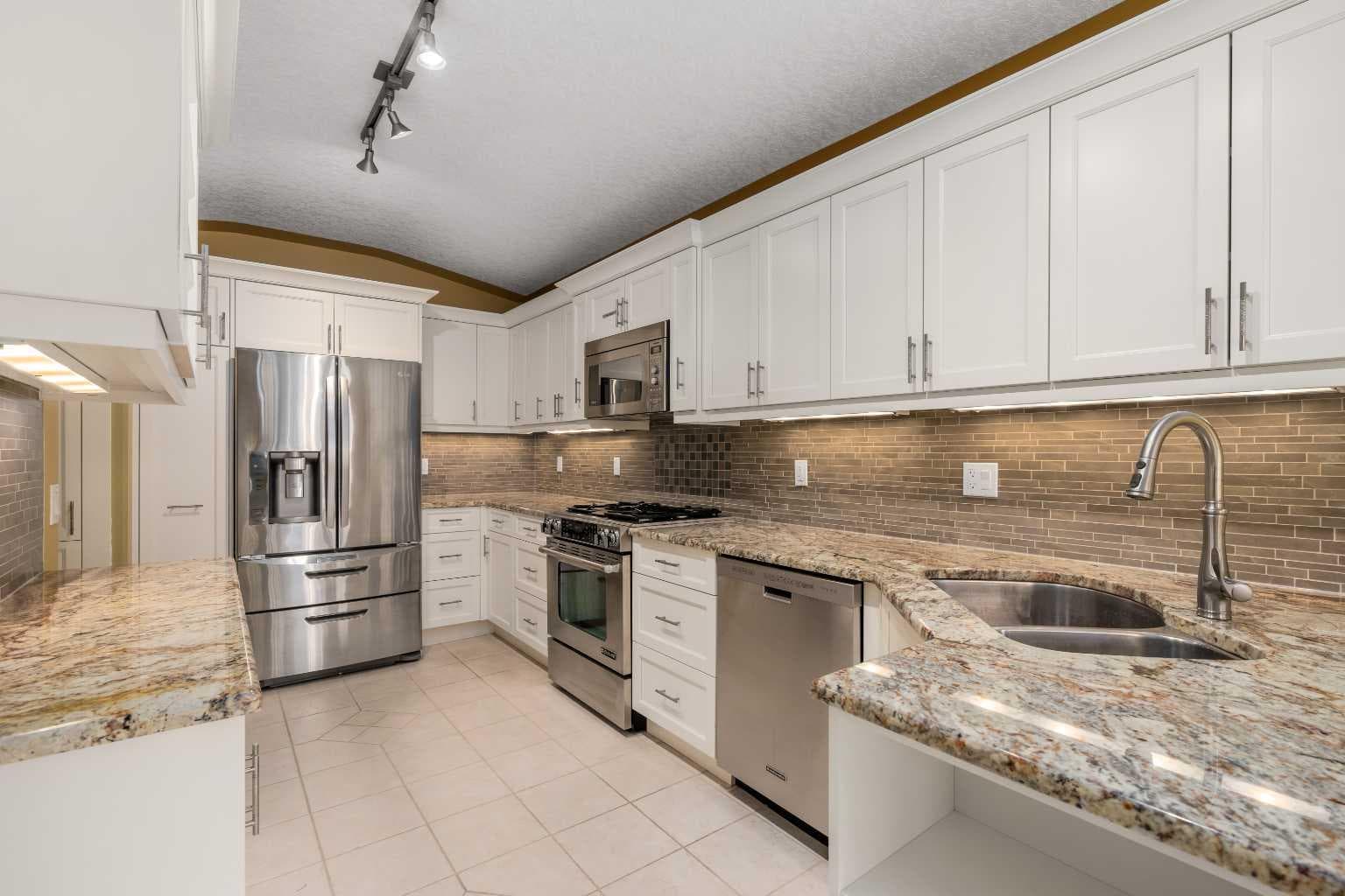 35 Prominence Path SW