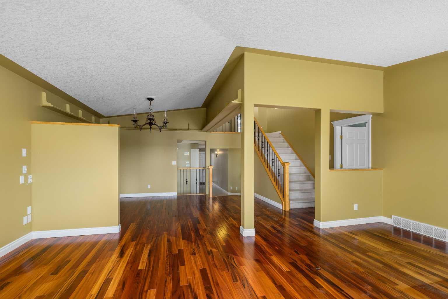 35 Prominence Path SW