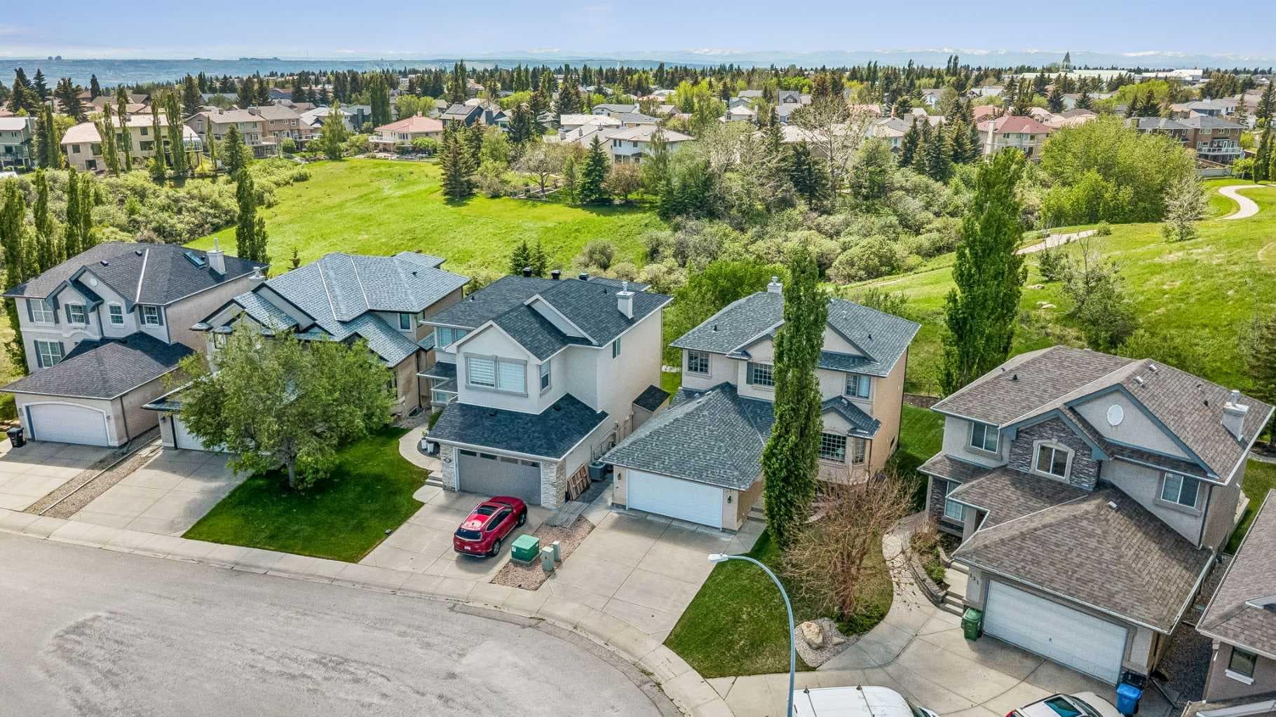 127 Edgeridge Close NW