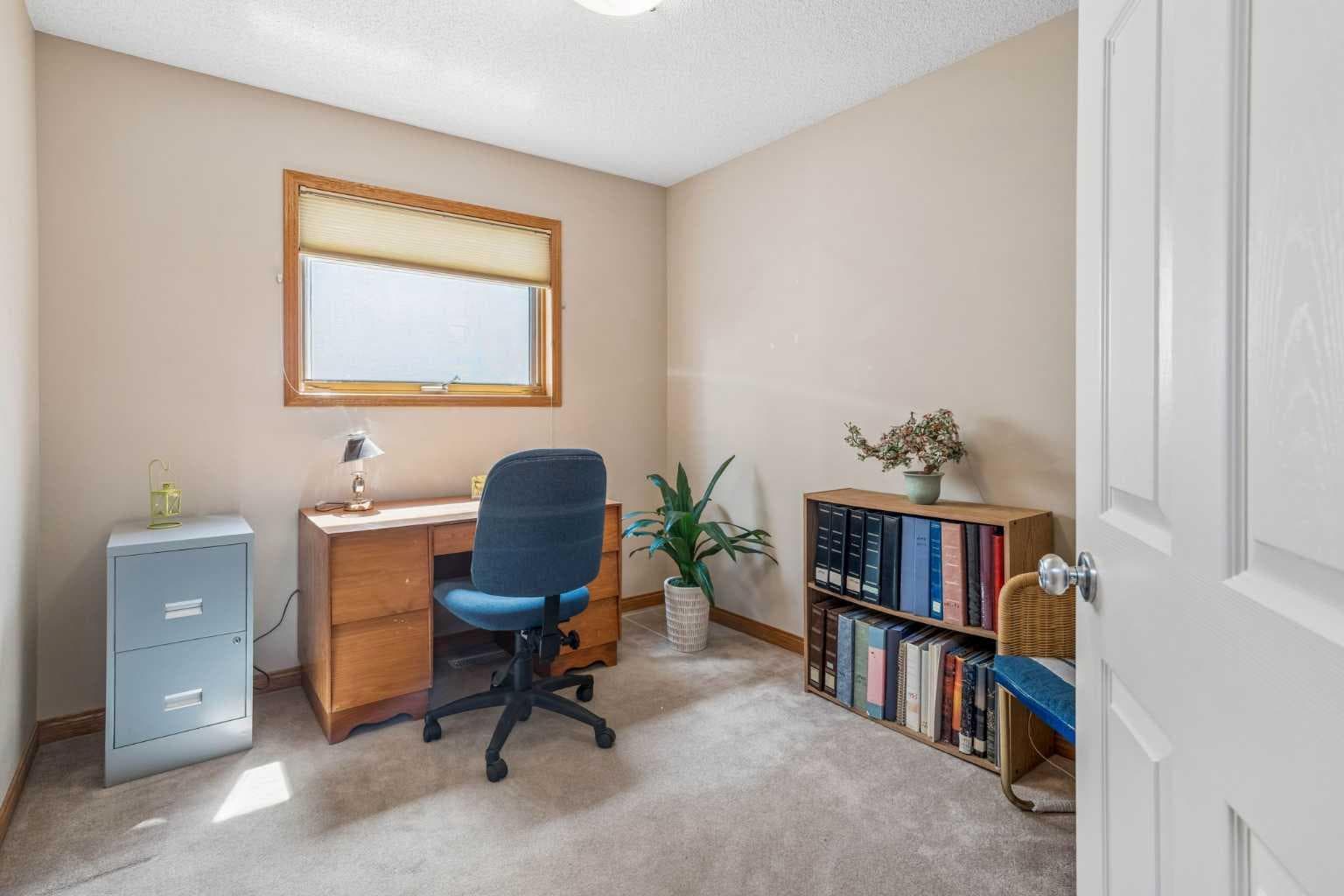 127 Edgeridge Close NW