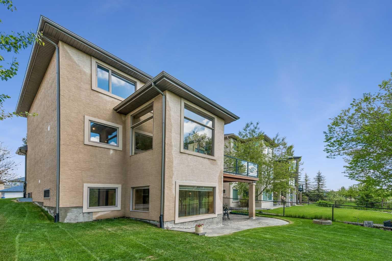 127 Edgeridge Close NW
